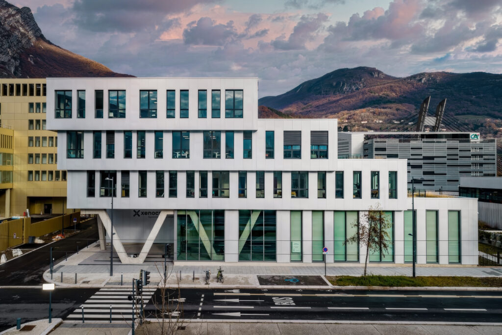 Xenos Avenue des Martyrs Presqu'ile de Grenoble par aotu architecte Lyon